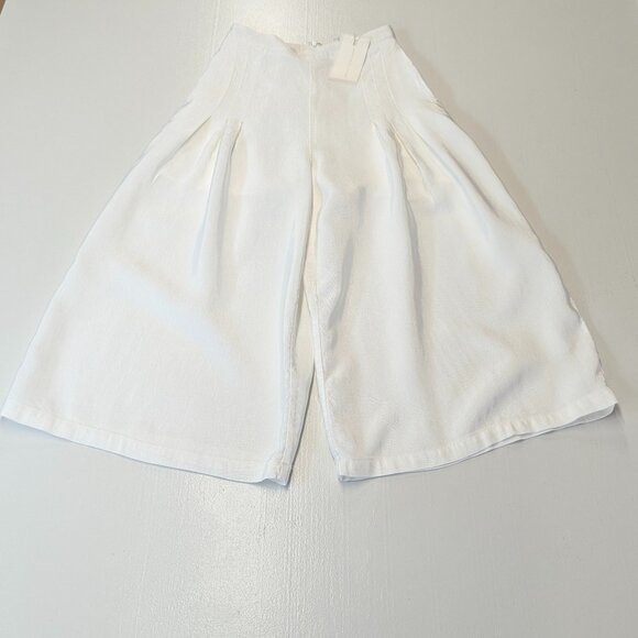 NWT Endless Rose Size Small Winter White Palazzo Capris - Picture 14 of 16